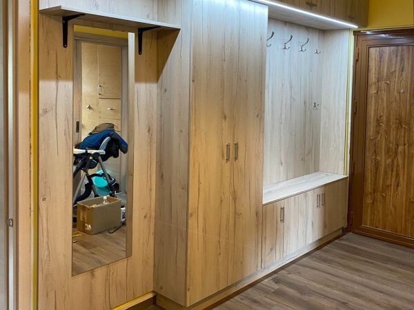 Beépített szekrények, gardróbok készítése